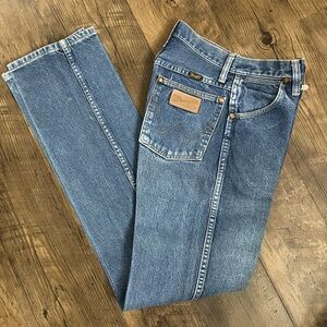 Womens Wrangler Blue Jeans 13MWZG Size 3x34